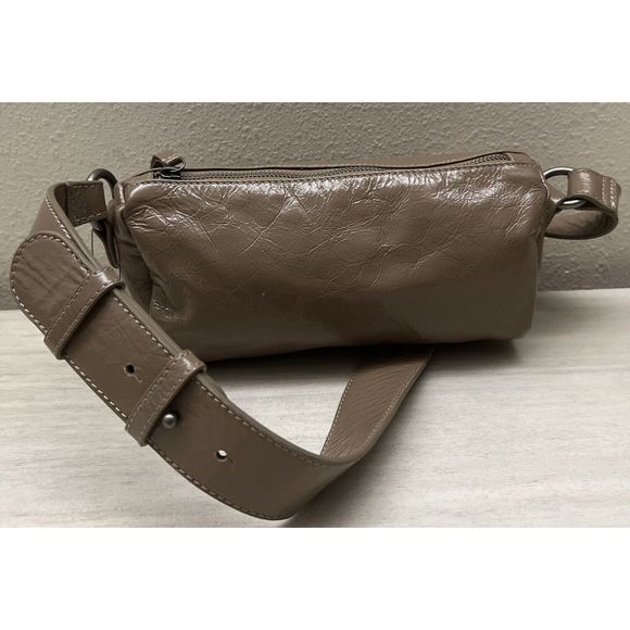 Free People Aurora Taupe Patent Leather Shoulder Baguette Bag Boho Y2K - Picture 9 of 14